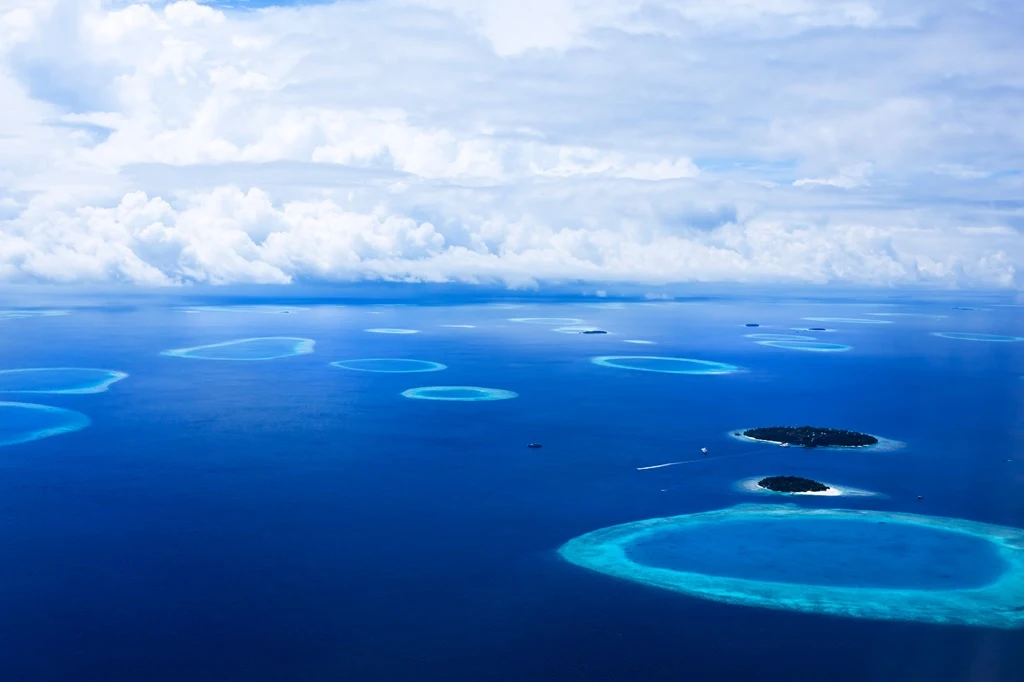 Islas de las Maldivas vistas desde arriba